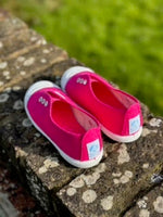 Load image into Gallery viewer, Angelitos Canvas Plimsolls - Bright pink
