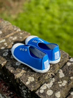 Load image into Gallery viewer, Angelitos Canvas Plimsolls - Royal blue
