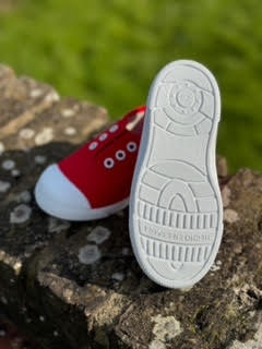 Angelitos Canvas Plimsolls - Red