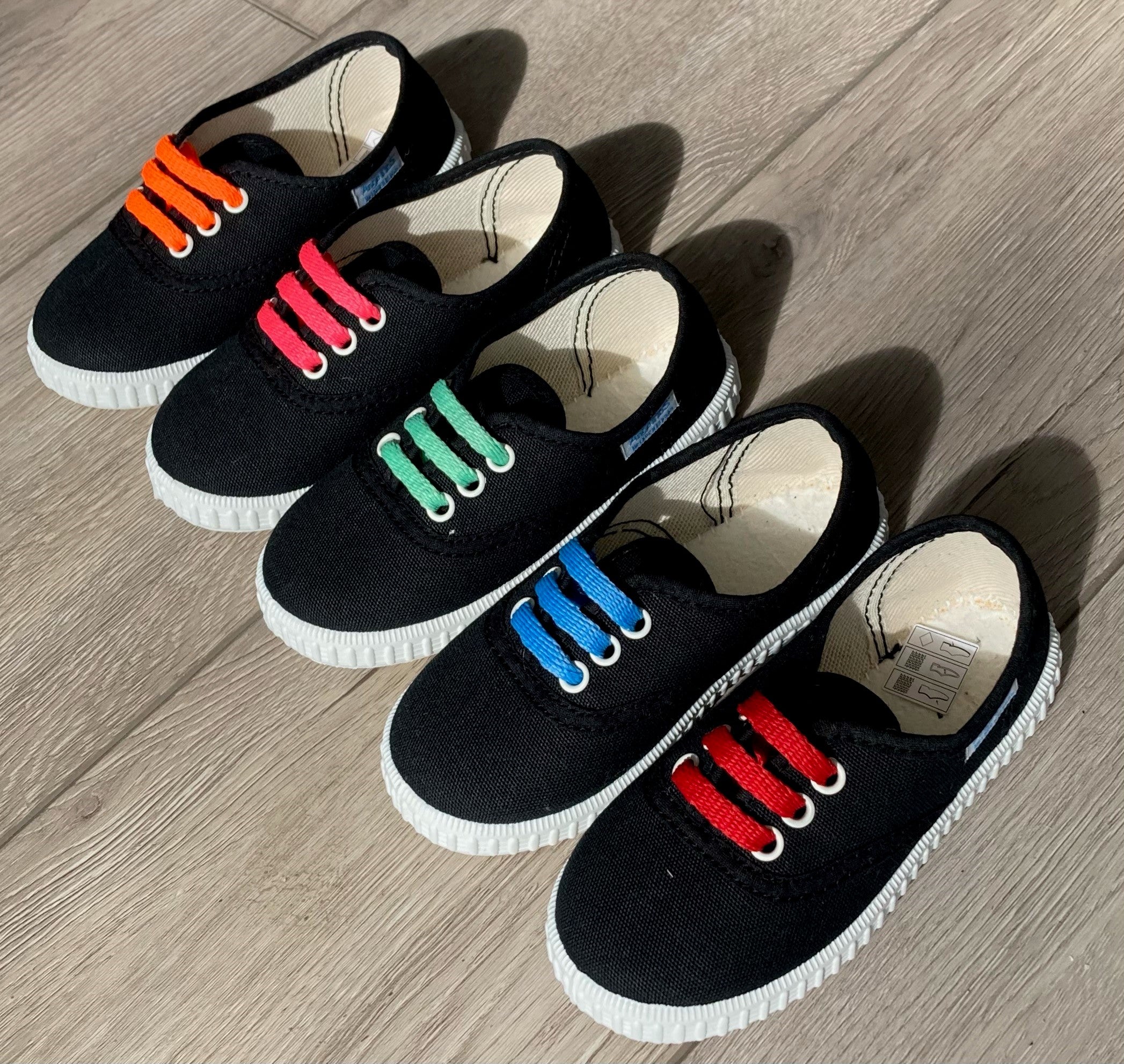 Angelitos canvas best sale shoes