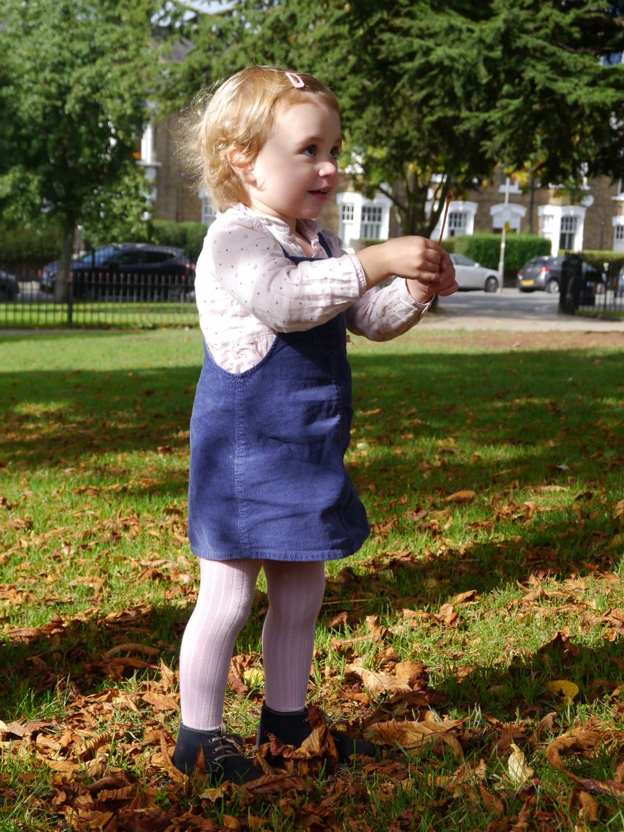 Angelitos Boots - Angelitos Lace up Desert Boots - Navy