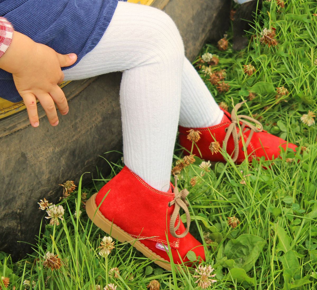 Angelitos Boots - Angelitos Lace up Desert Boots - Red