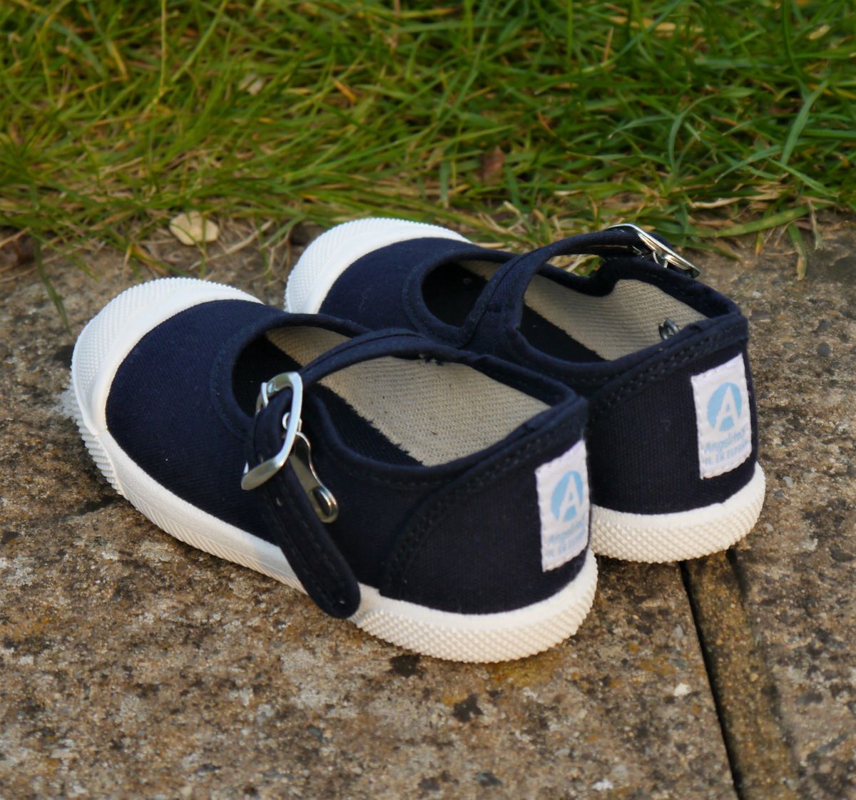 Angelitos Mary Jane Shoes - Navy